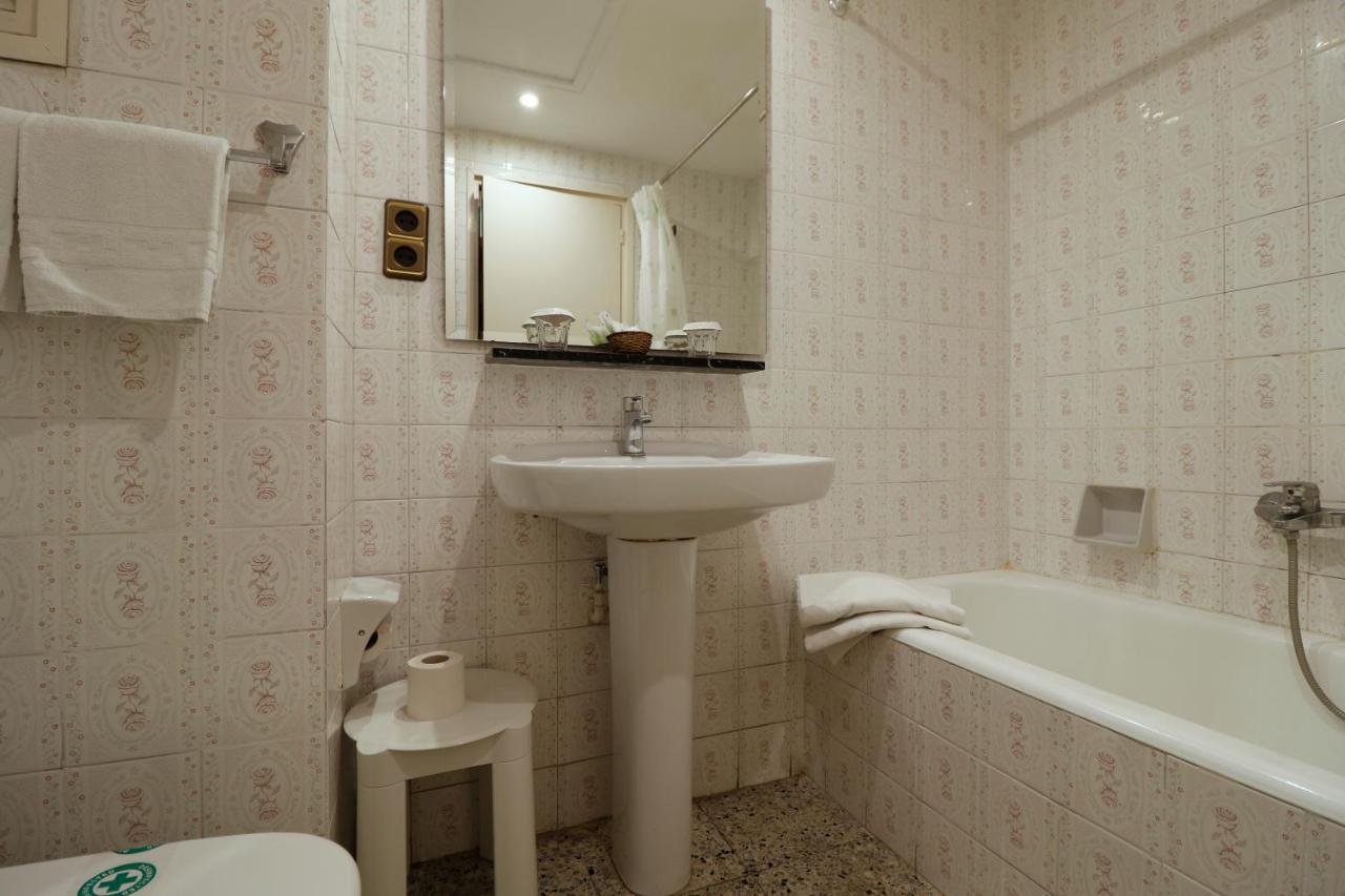 Hotel Delavall Vielha Eksteriør billede